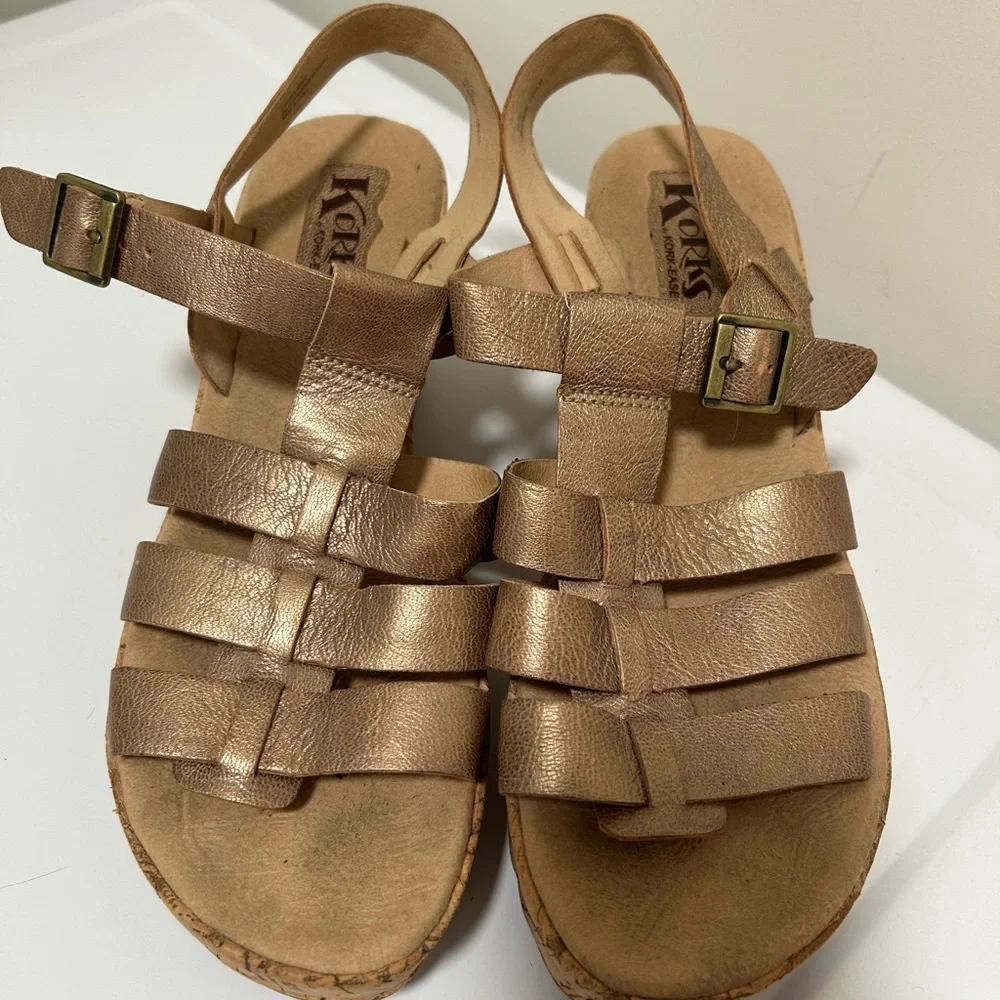 Kork Ease Wedge Sandals Metallic Bronze Tan Size 10